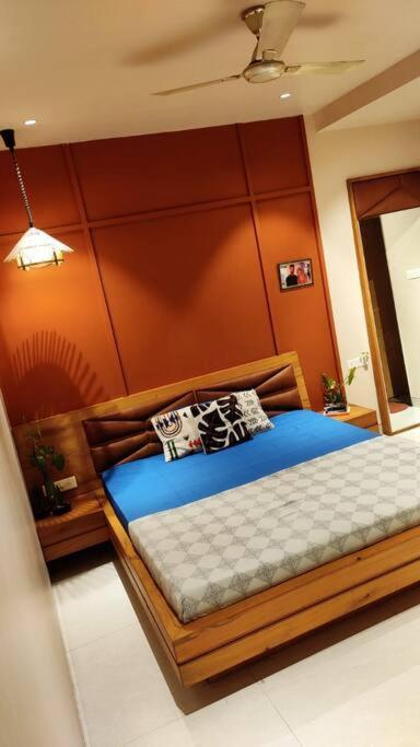 Entire Craftsman House With 2 Bedrooms Kitchen And More Rāipur Extérieur photo