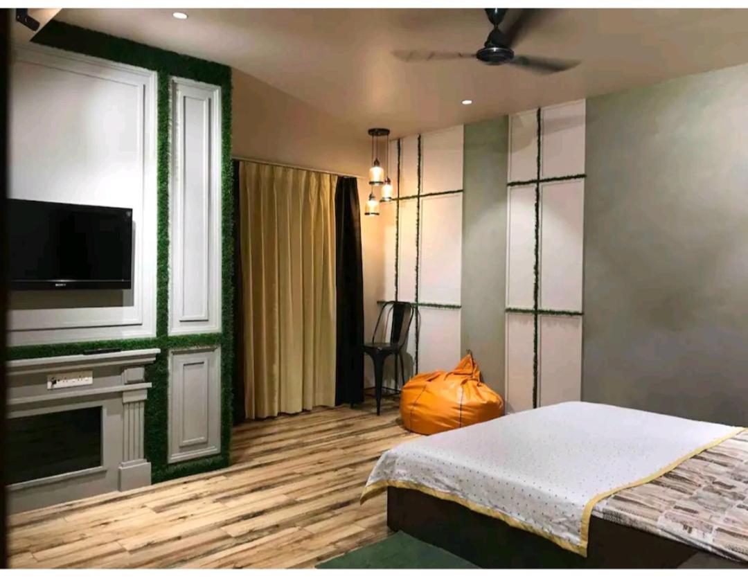 Entire Craftsman House With 2 Bedrooms Kitchen And More Rāipur Extérieur photo